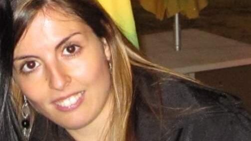 Massacrò la moglie a martellate. Sorpreso nello stesso letto a violentare una 15enne