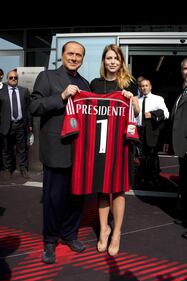 Silvio Berlusconi e la famiglia, un pilastro di tutta la sua esistenza 4