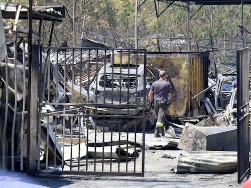Roma in fiamme, rogo doloso. La pista della filiera dei rifiuti