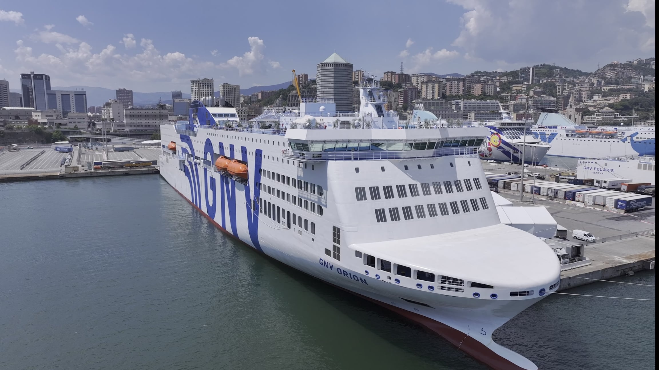 GNV Orion, il battesimo del nuovo traghetto moderno per il Mediterraneo