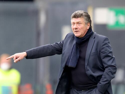 Ufficiale la scelta di De Laurentiis: al Napoli Mazzarri come traghettatore, Conte in estate