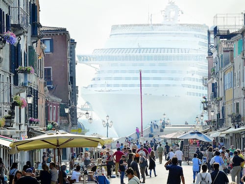Venezia, il piano per le grandi navi