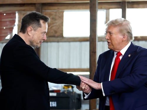 "Dove sei?": Trump chiama Musk. Il post sibillino di The Donald