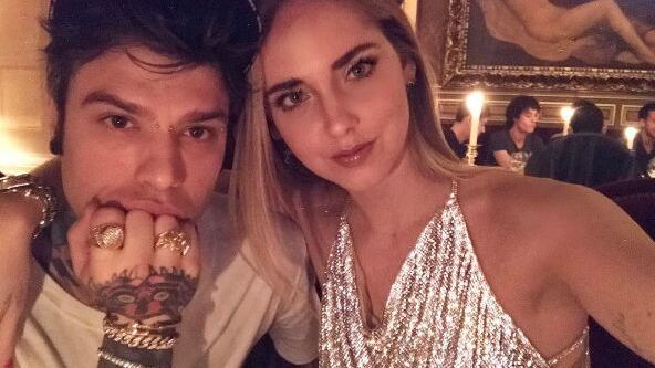 Fedez dedica la canzone a Leone e la Ferragni scoppia a piangere