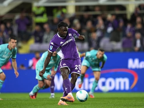 Rigori, Var e polemiche: succede di tutto nel 2-2 tra Fiorentina e Bologna