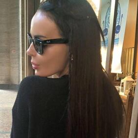 Nina Moric, foto hot con il fidanzato per il Fertility Day 30
