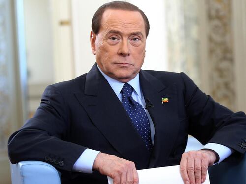 Berlusconi ha scelto Marina: "Le tiro la volata alle primarie"