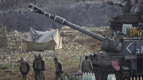 Soldati e unità di artiglieria sulle alture del Golan 4