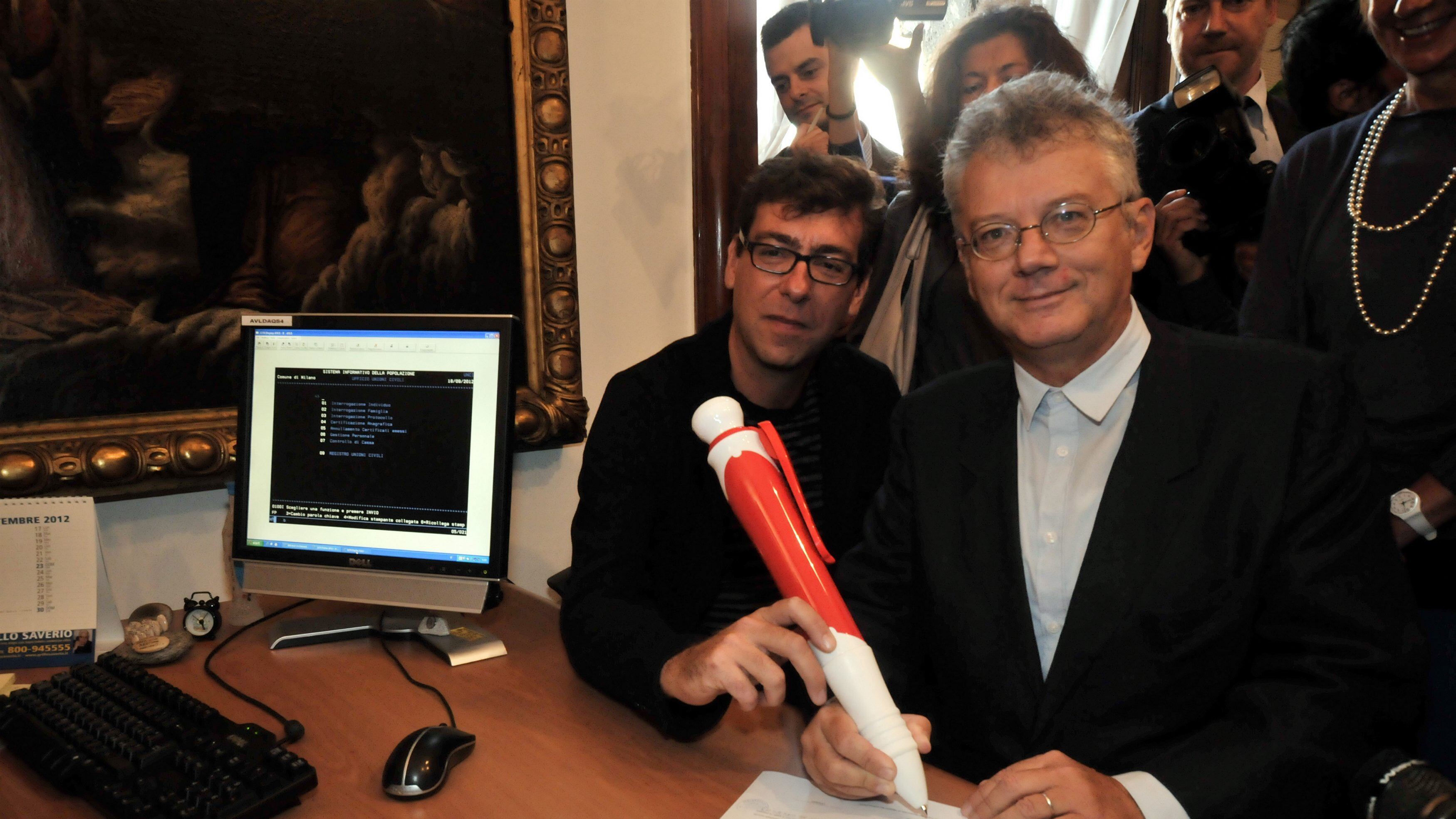 Milano, al via le unioni civili