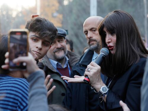 "Siete sempre dei poveri comunisti". E la Bernini gela gli studenti che protestano