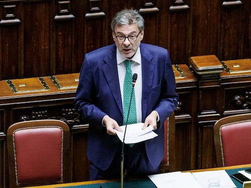 PA, c’è l’ok al decreto. Stretta sulla manovra