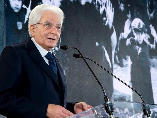 Il presidente sta alla finestra Ma con un vero plebiscito potrebbe accettare il bis