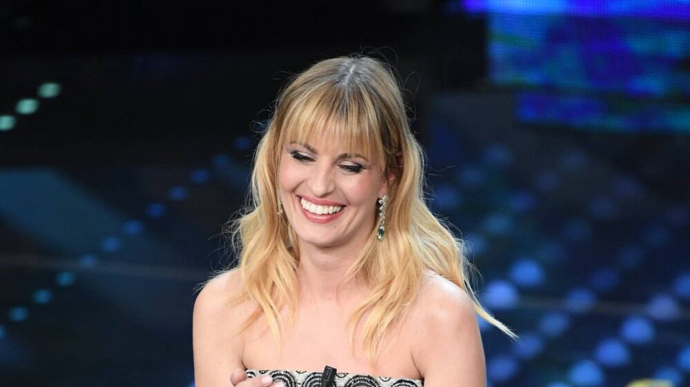 "Cantando una canzone sono diventata Dalida"