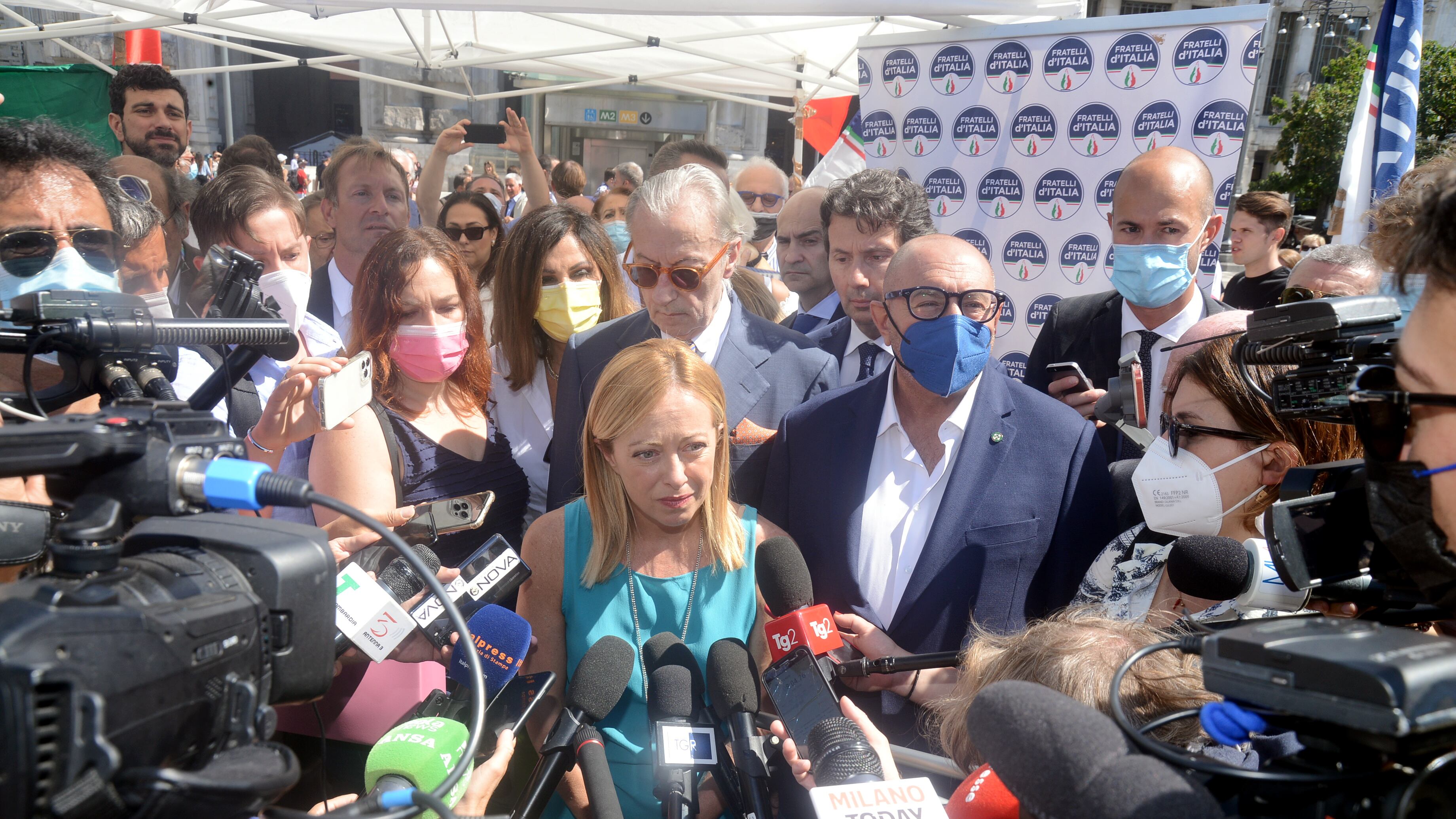 Meloni con Bernardo: "A sinistra sono nervosi sanno che può vincere"