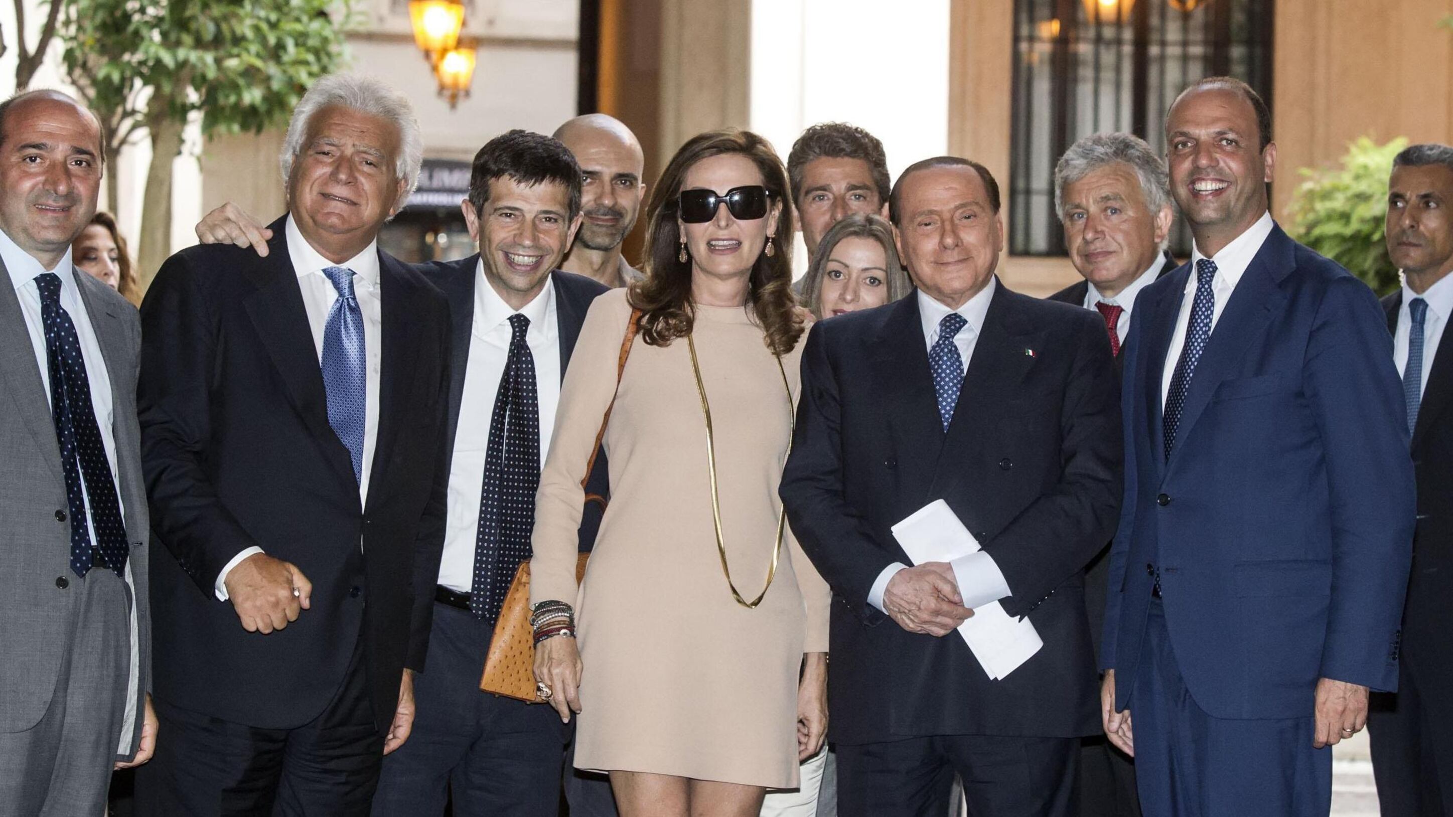 Il Pdl abbassa i toni per tornare unito