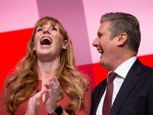 Regno Unito, sondaggio choc per i Tory: Laburisti a valanga