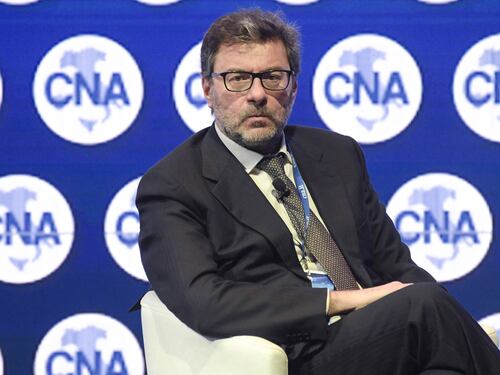 L'esecutivo è costretto a muoversi: Pnrr, bollette e riforme i fronti aperti
