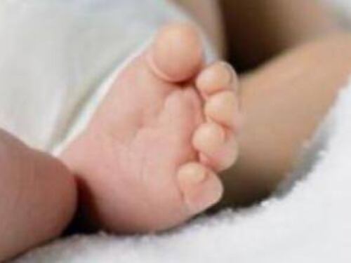 Roma, neonato rischia di morire per un soffocamento: carabiniere gli salva la vita