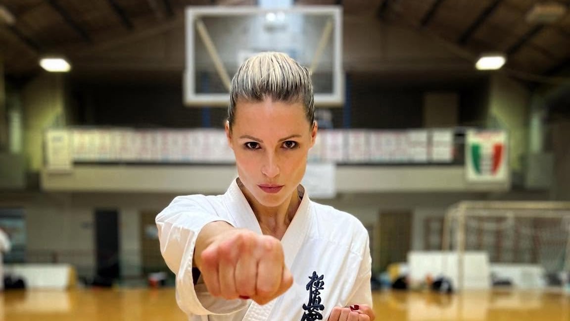 Michelle Hunziker karate