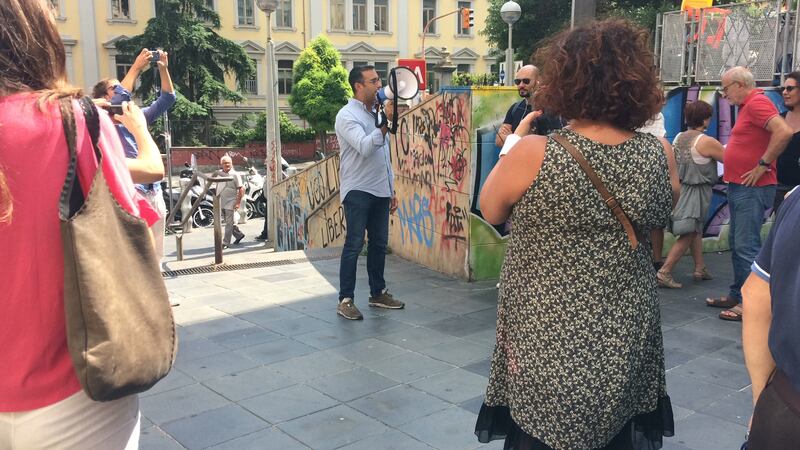 Napoli, i residenti di Salvator Rosa e Materdei: "Qui troppe rapine" 1