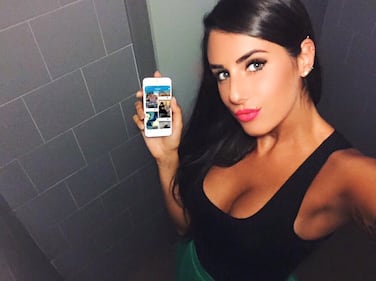 Valentina Vignali, ​sexy in trikini 6