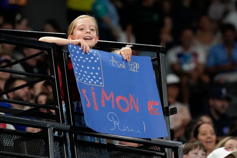 Simone Biles supporter Usa