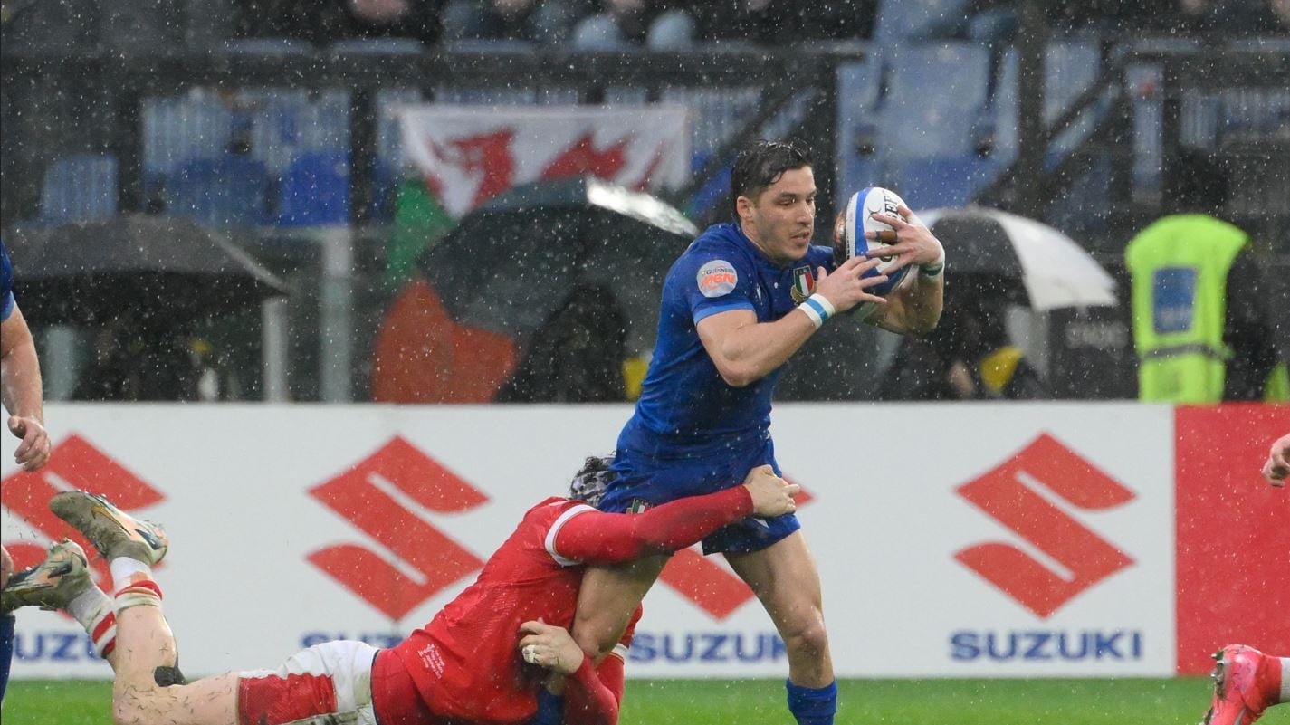Gli azzurri battono il Galles in casa 22-15: è la prima volta dopo 18 anni. Allan (17 punti) e Capuozzo decisivi
