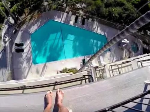 Rischiare la vita per un video. In Spagna è boom di balconing