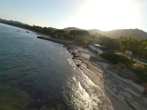 Incendio nel resort di Temptation Island: distrutta parte della struttura