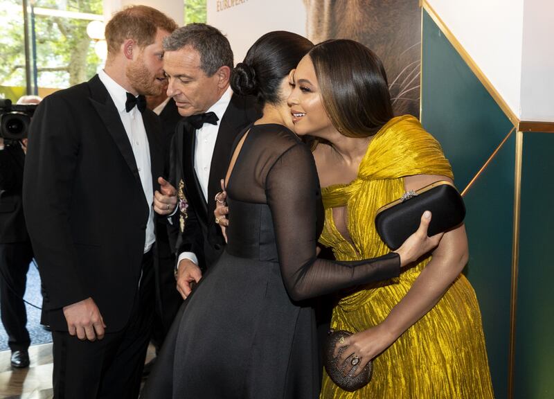 Meghan Markle e il Principe Harry alla première de "Il Re Leone": foto 2