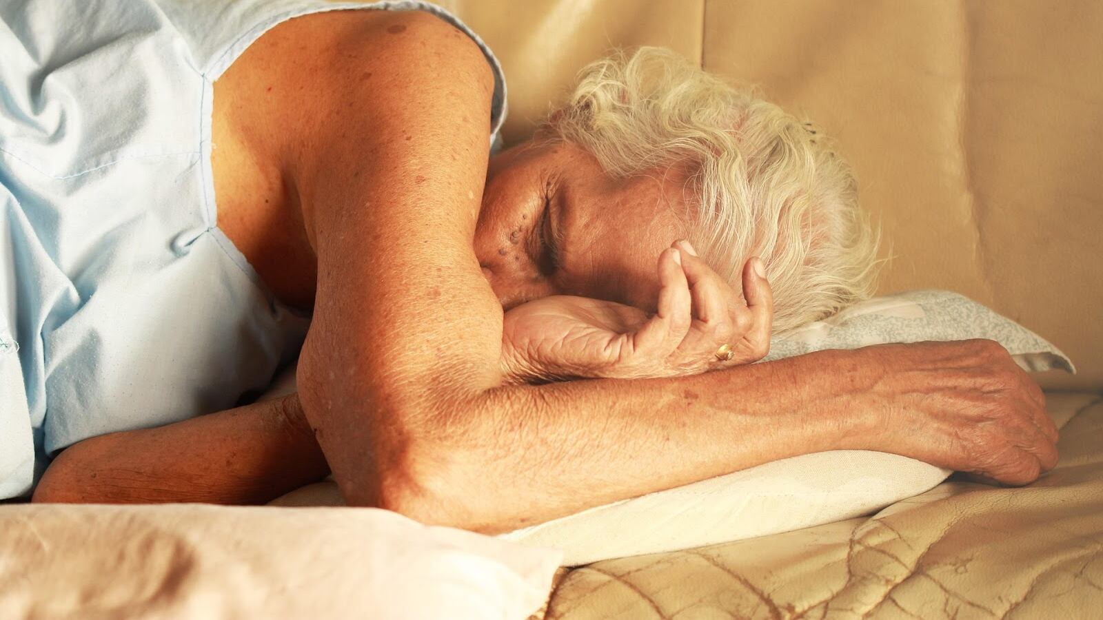 Ecco quale errore commettono gli over 60 e quali conseguenze potrebbe avere su cuore e cervello