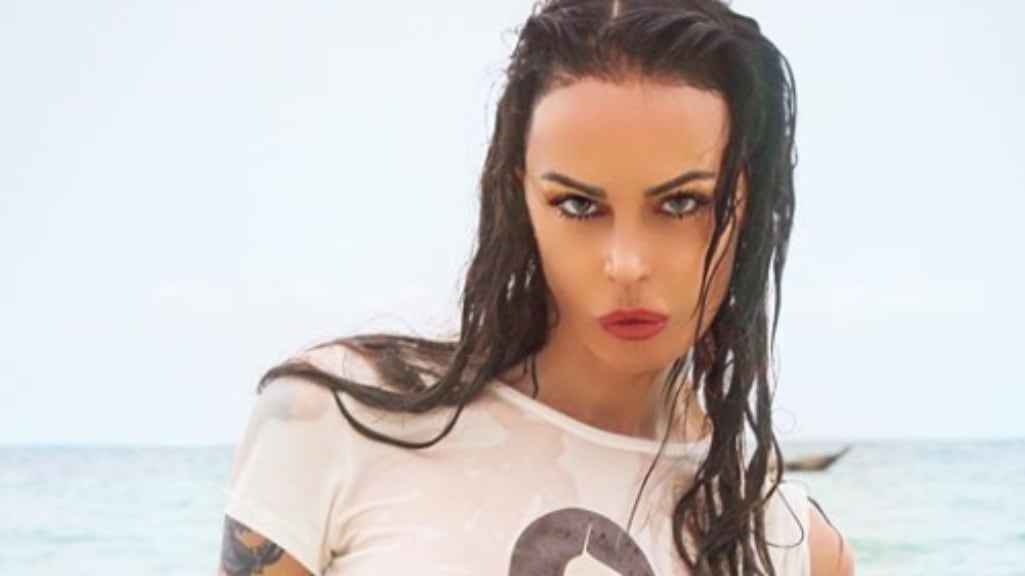 Che fine ha fatto Nina Moric? Fan preoccupati per l'assenza dai social