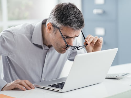 Ecco come riconoscere (e correggere) i problemi della vista