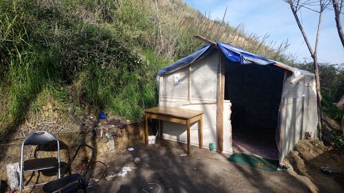 Roma, il degrado del parco naturale del Pineto 2