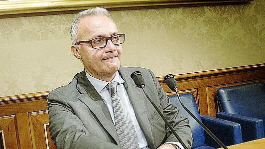 «Larghe intese con Fi per l'emergenza Isis»