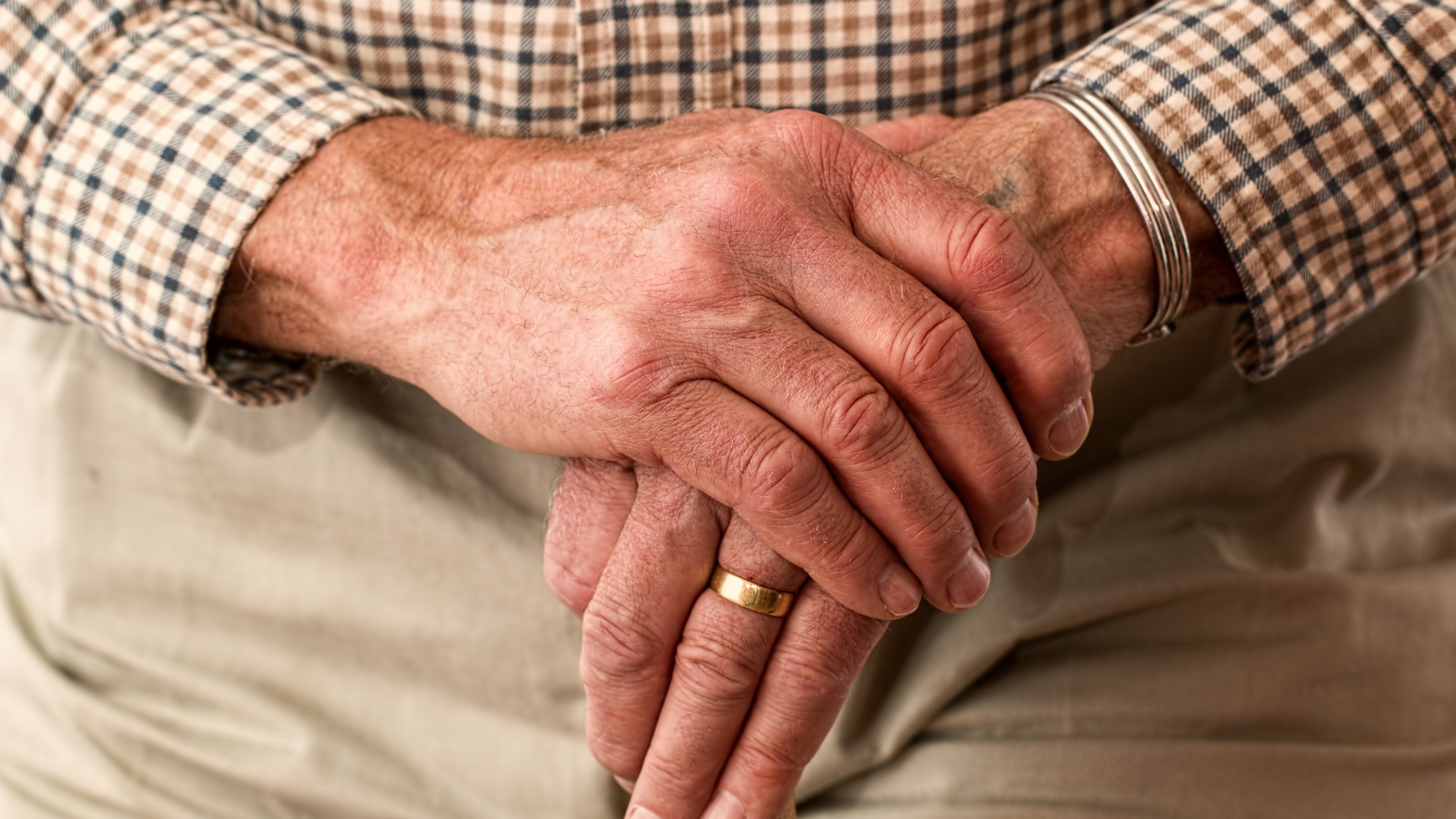 Via libera al "geriatra di comunità": per gli anziani più cure e meno ricoveri