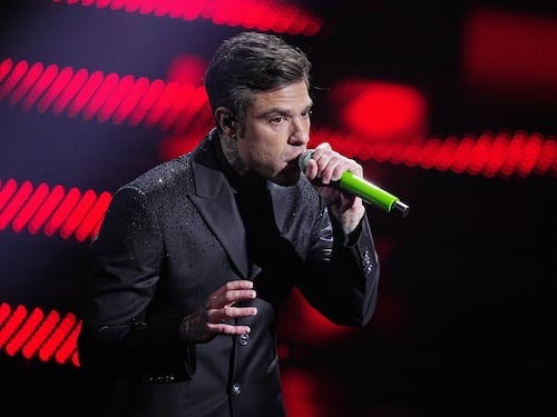 “Non mi sono spiegato, chiedo scusa”. Fedez fa un passo indietro su Jannik Sinner