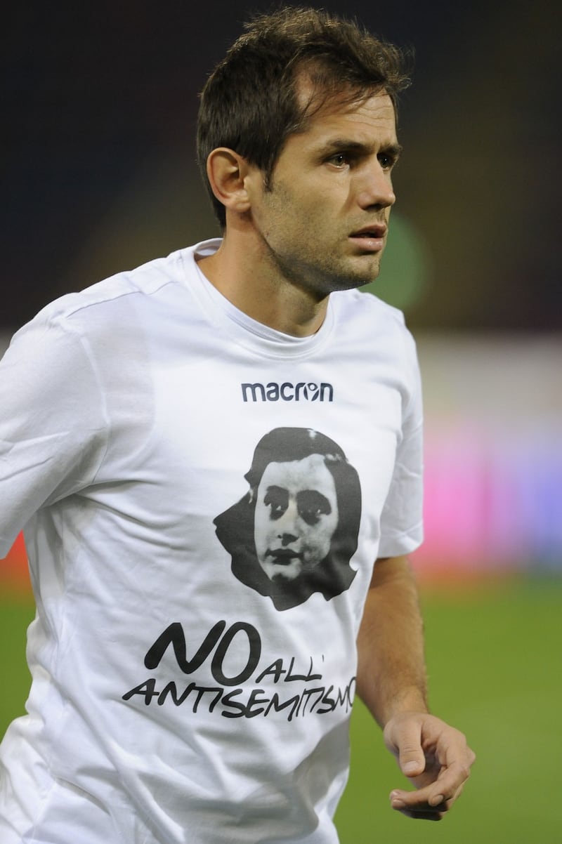 Lazio a Bologna con la maglia di Anna Frank 15