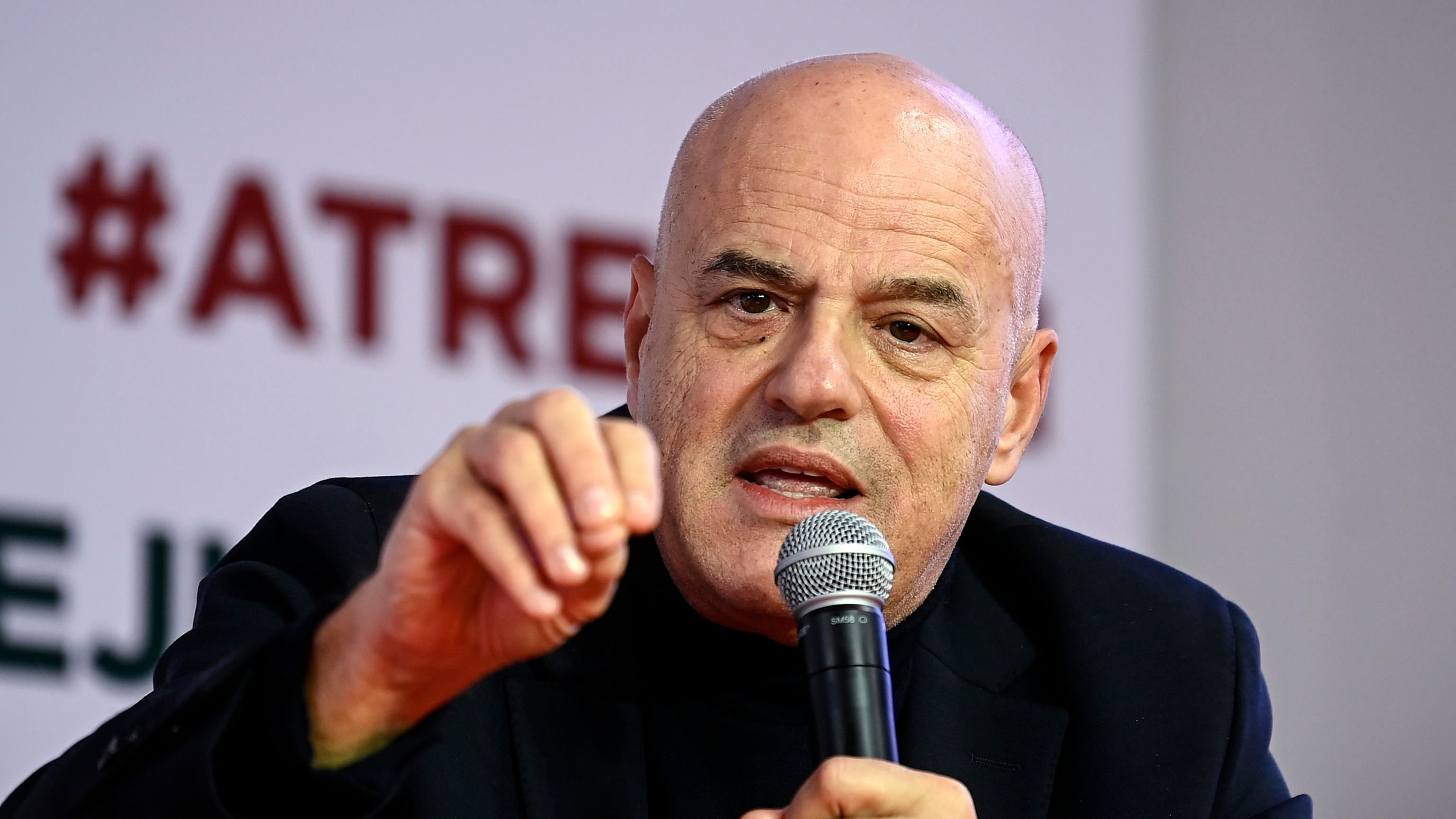 L'uomo chiave del gas italiano incassa la scontata riconferma