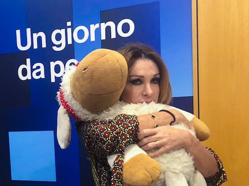 Paola Ferrari (ancora) contro la Leotta: "Avrei voluto sfidarla a Sanremo"