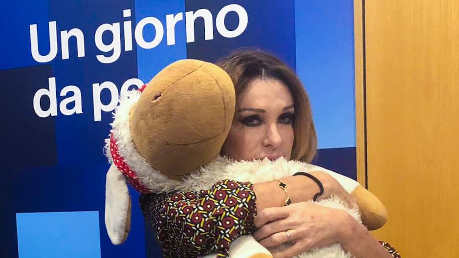 Paola Ferrari (ancora) contro la Leotta: "Avrei voluto sfidarla a Sanremo"