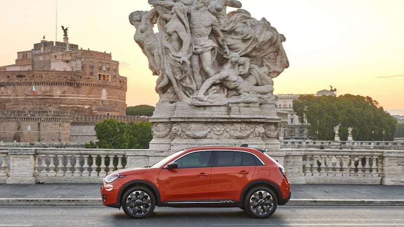 Fiat 600, guarda tutte le foto 11
