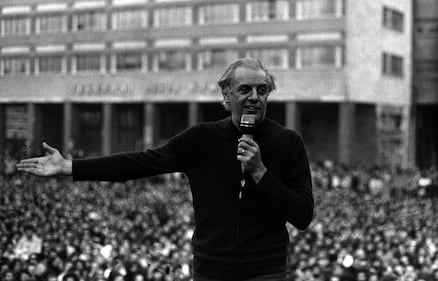 Dario Fo, il giullare che vince il Nobel 9