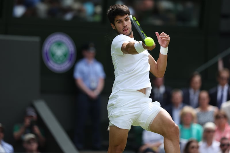 Wimbledon, Alcaraz supera in 5 set Djokovic: le immagini più belle della finale 16