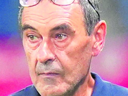 Dea apripista in Europa. Con il vestito nuovo cucito da Sarri