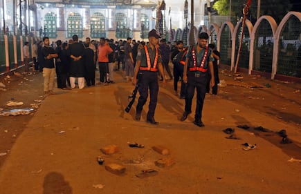 Un attentato funesta l'Ashura in Bangladesh 7