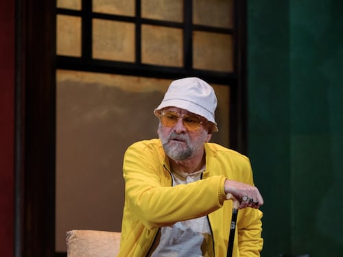 "Ritorno a casa" di Pinter, il patriarcato si fa grottesco