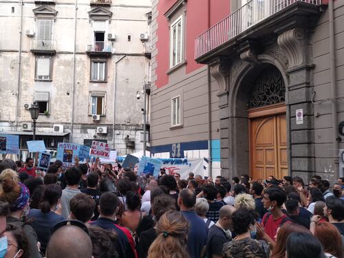 Arrestati tre attivisti, manifestano i centri sociali