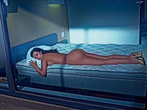 Kim Kardashian: foto hot del lato b su Instagram
