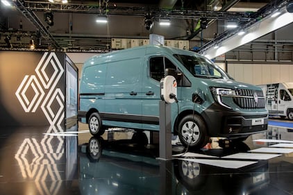 Renault Master, guarda tutte le foto 2